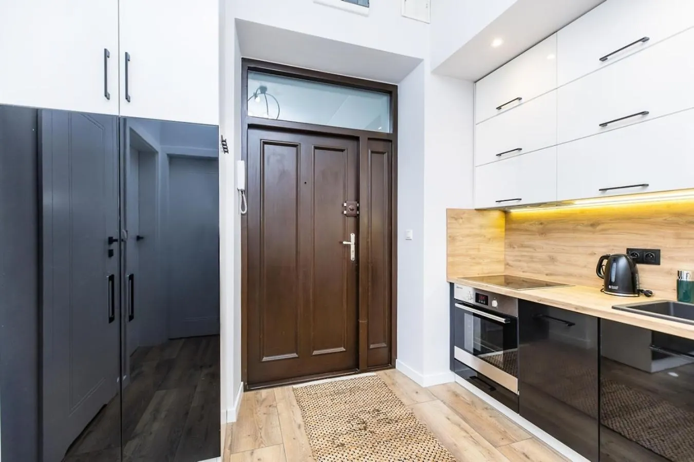 Nowoczesny Apartament W Scislym Centrum Krakowa - By Upstairs Apartment